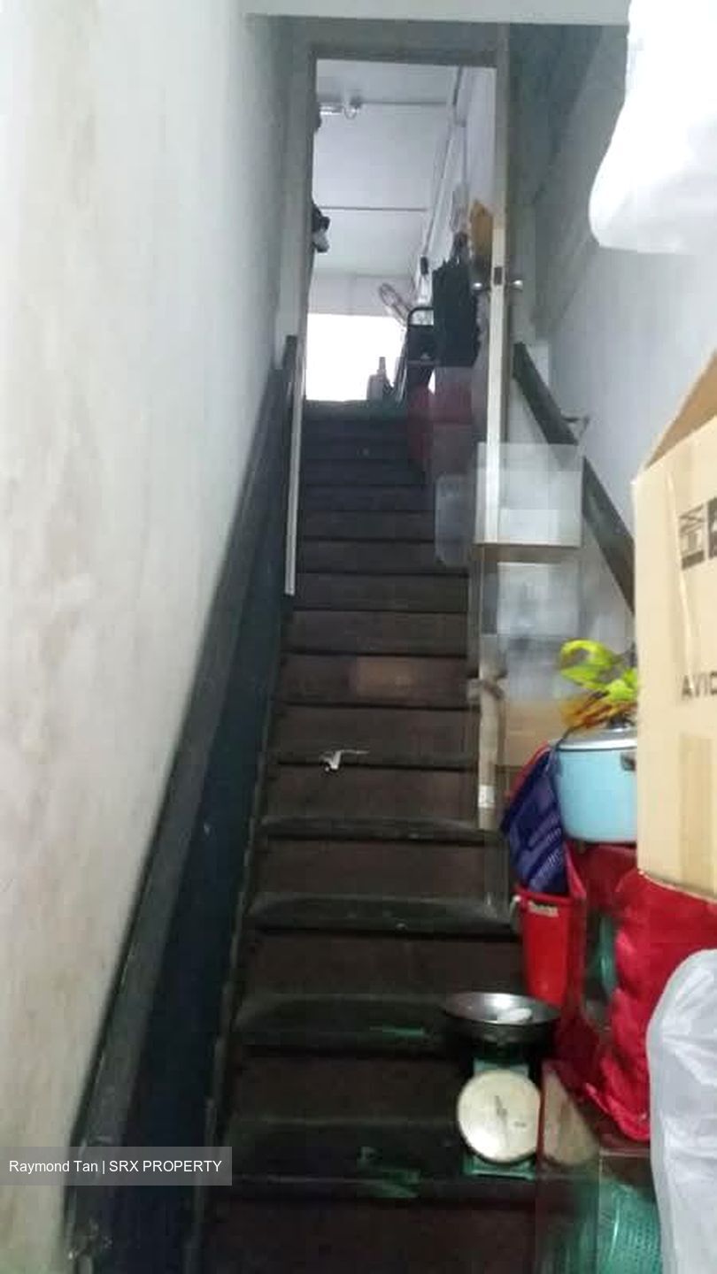 Ang Mo Kio Avenue 10 (D20), Shop House #558239391